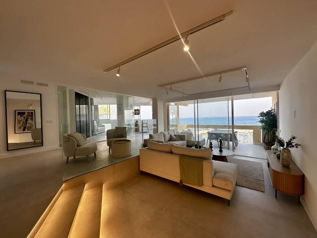 Apartamento en Venta en Playa Bajadilla Puertos