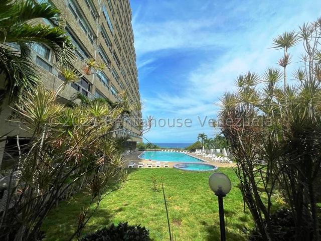 Apartamento en Venta en Playa Grande, Catia La Mar