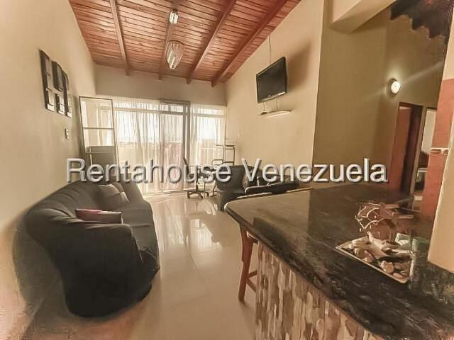 Apartamento en Venta en Punto Fijo Falcón 70 m2. 3 hab