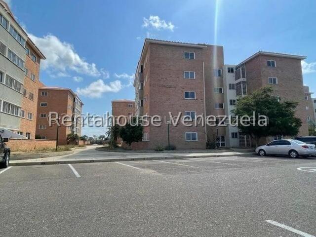 Apartamento en Venta en Punto Fijo Falcón 87 m2. 2 hab