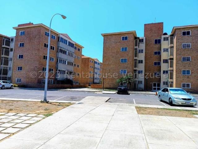 Apartamento en Venta en Punto Fijo Falcón 86 m2. 2 hab