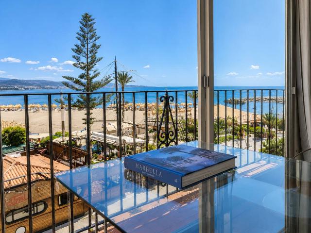 Apartamento en Venta en Puerto Banús
