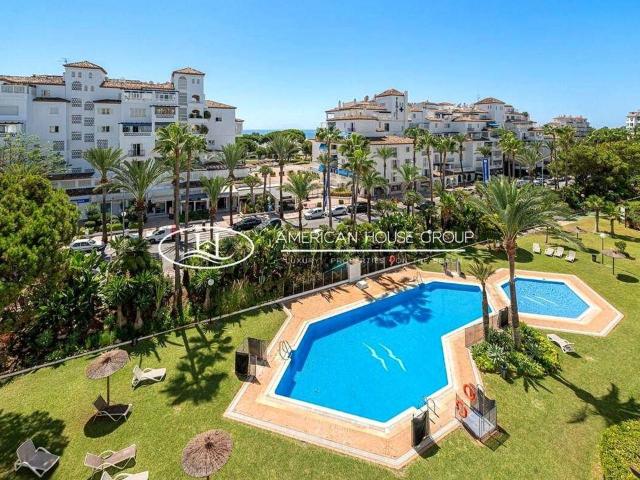 Apartamento en Venta en Puerto Banús