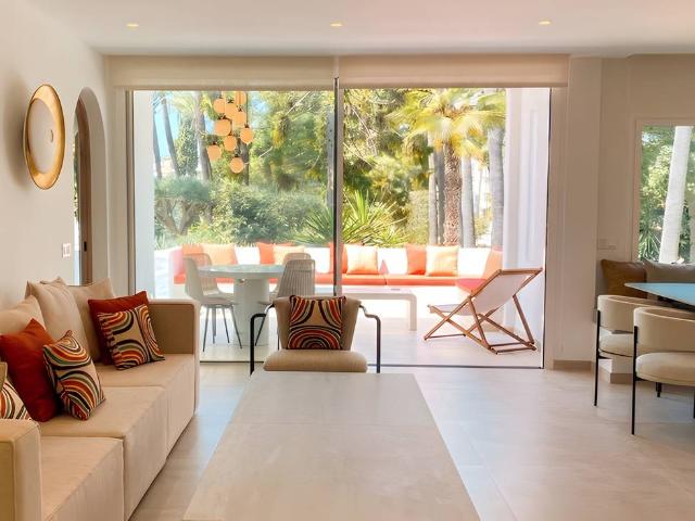 Apartamento en Venta en Puerto Banús