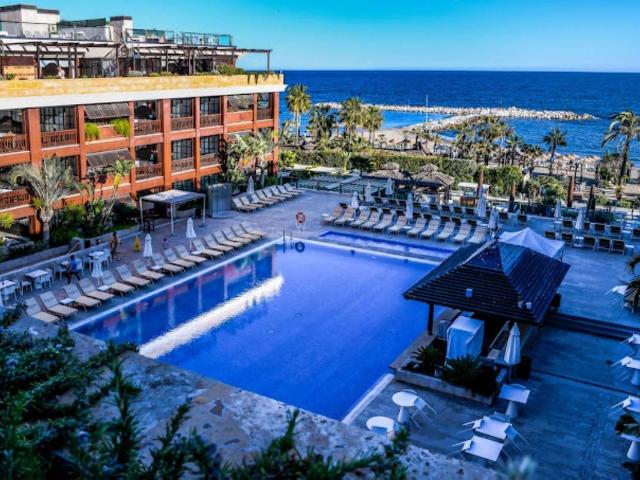 Apartamento en Venta en Puerto Banús