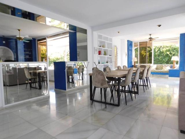 Apartamento en Venta en Puerto Banús