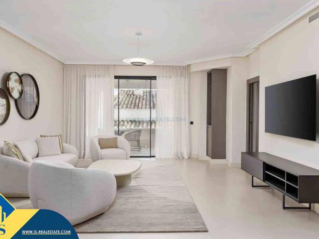 Apartamento en Venta en Puerto Banús