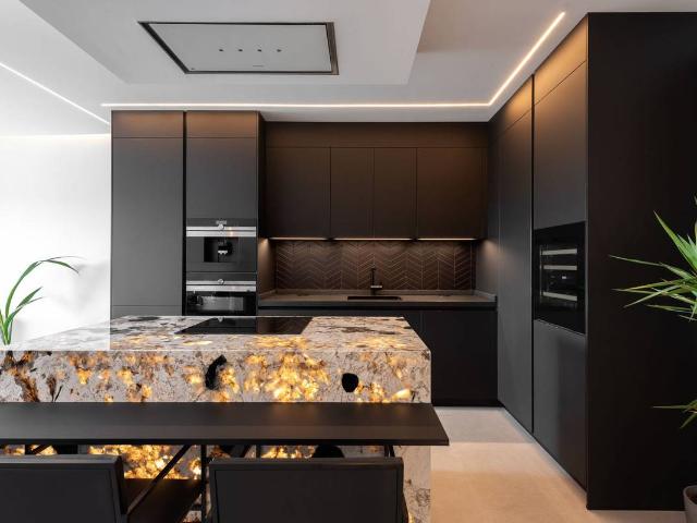 Apartamento en Venta en Puerto Banús