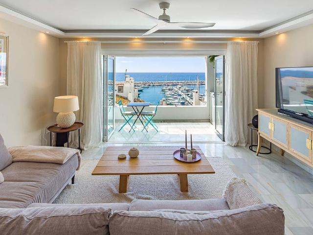 Apartamento en Venta en Puerto Banús