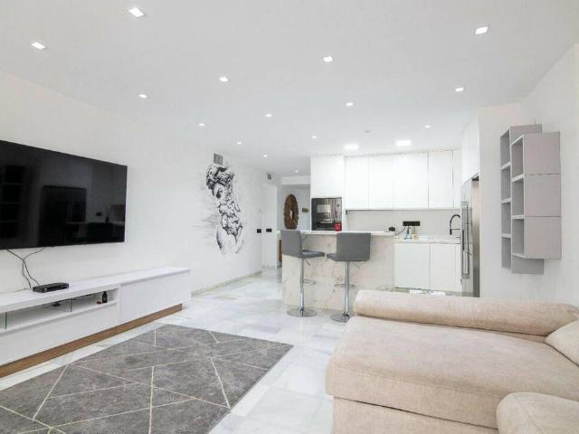 Apartamento en Venta en Puerto Banús