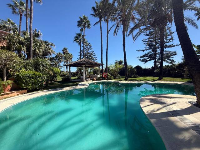 Apartamento en Venta en Puerto Banús