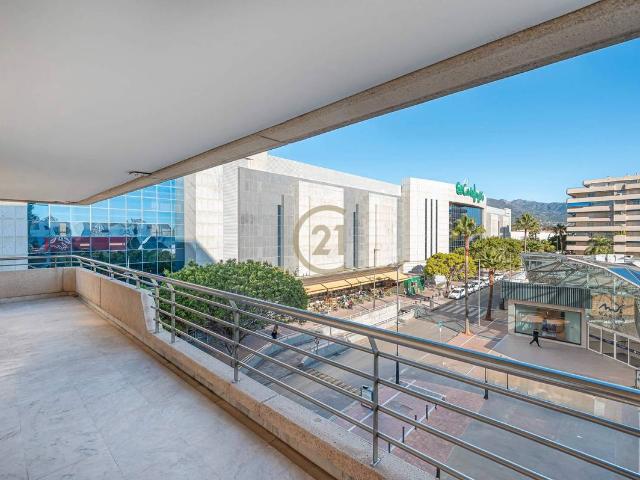 Apartamento en Venta en Puerto Banús