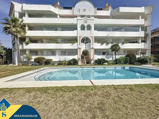 Apartamento en Venta en Puerto Banús