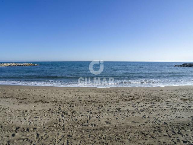 Apartamento en Venta en Puerto Banús