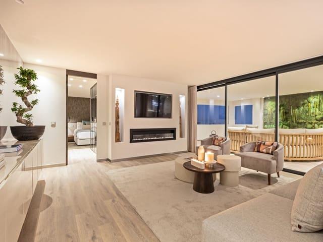 Apartamento en venta en Puerto Banus, Málaga Costa del Sol