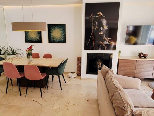 Apartamento en venta en Puerto Banus, Málaga Costa del Sol