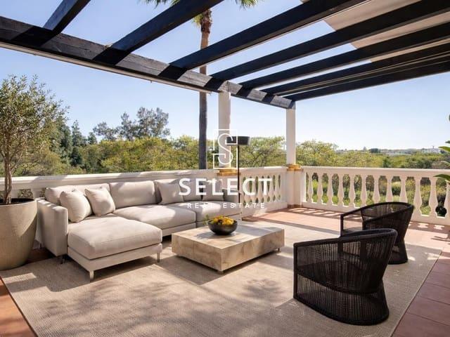 Apartamento en venta en Puerto Banus, Málaga Costa del Sol