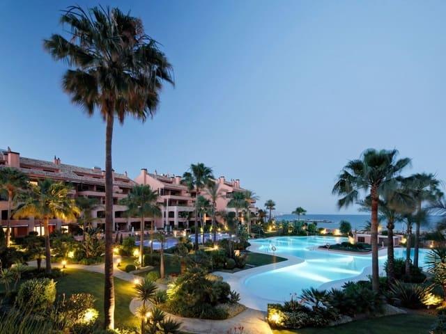 Apartamento en venta en Puerto Banus, Málaga Costa del Sol