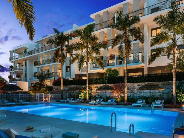 Apartamento en Venta en Puerto de Estepona