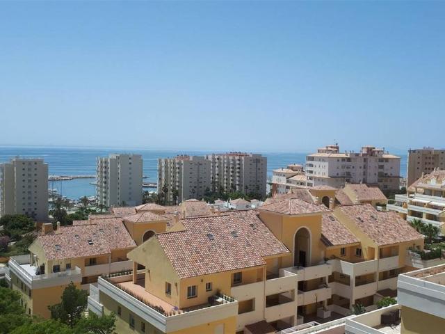 Apartamento en Venta en Puerto de Estepona