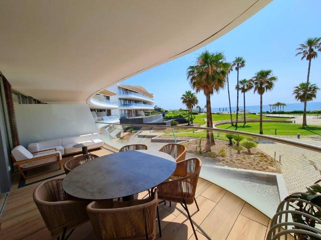 Apartamento en Venta en Puerto de Estepona