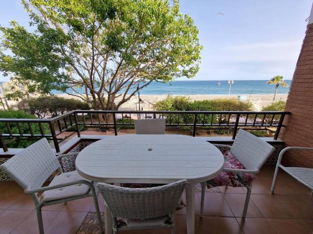 Apartamento en Venta en Puerto de Estepona