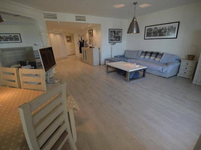 Apartamento en Venta en Puerto de Sotogrande La Marina
