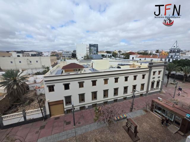 Apartamento en venta en Puerto del Rosario, Zona Centro. Se Vende vivienda de 4 dormitorios en Puerto Del Rosario. Apartamentos Puerto del.