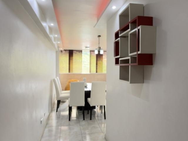Apartamento en venta en Res. Imola