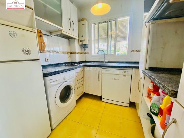 Apartamento en venta en Rincón de la Victoria, La Cala del Moral. Maravilloso apartamento cerca de la playa. Apartamentos Rincón de la.