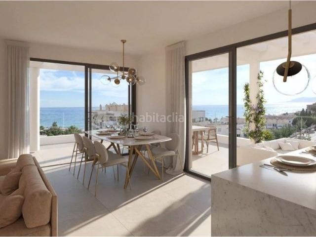Apartamento en venta en Rincón de la Victoria, Torre de Benagalbón. Modernos apartamentos de 1, 2 y 3 dormitorios a poca distancia de la costa. Apartamentos Rincón de la.