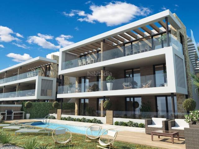 Apartamento en venta en Rojales. Las viviendasnbspse encuentran en el Campo de Golf LA MARQUESAÂÂ en Ciudad Quesada, cerca de las playas de Guardamar y a 35 minut. Apartamentos.