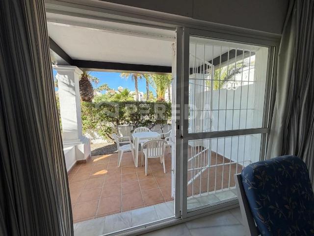 Apartamento en venta en Roquetas de Mar, El Sabinar Urbanizaciones Las Marinas Playa Serena. Apartamento en planta baja, Complejo Golf Center Pueblo. Apartamentos Roquetas de.