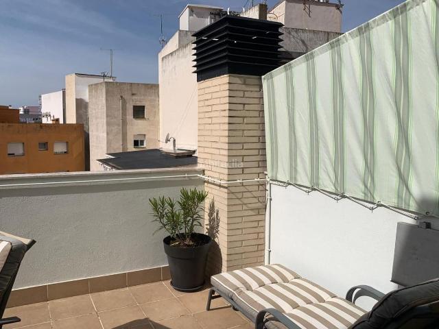 Apartamento en venta en Roses, Centre Costa Brava. Atico ideal para vivir en el centro de Rosas. Apartamentos.