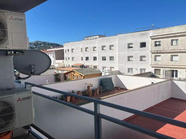 Apartamento en venta en Roses, Centre Costa Brava. Gran piso en el centro de Roses con ascensor. Apartamentos.