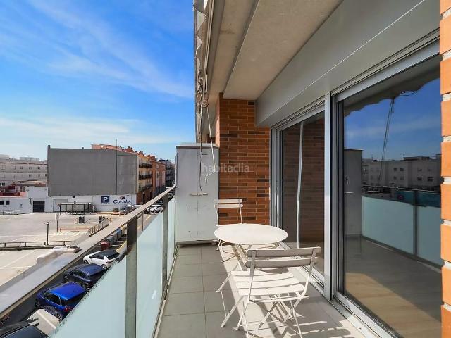 Apartamento en venta en Roses, Centre Costa Brava. Dúplex ático con gran terraza y parking en el centro de Roses. Apartamentos.