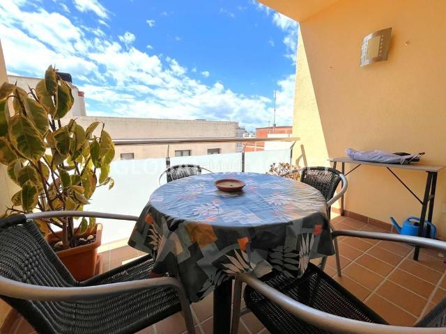 Apartamento en venta en Roses, Centre Costa Brava. EXCEPCIONAL APARTAMENTO DE 2 DORMITORIOS CON AZOTEA PRIVADA EN EL CENTRO DE ROSAS. Apartamentos.