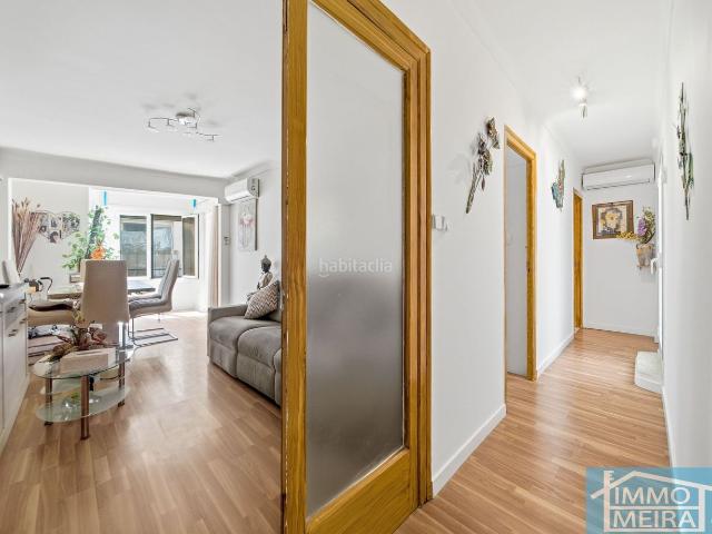 Apartamento en venta en Roses, Centre Costa Brava. Magnífico apartamento en pleno centro, a 250 metros de la playa, ideal para disfrutar de la comodidad de vivir a un paso de todo. Apartamentos.