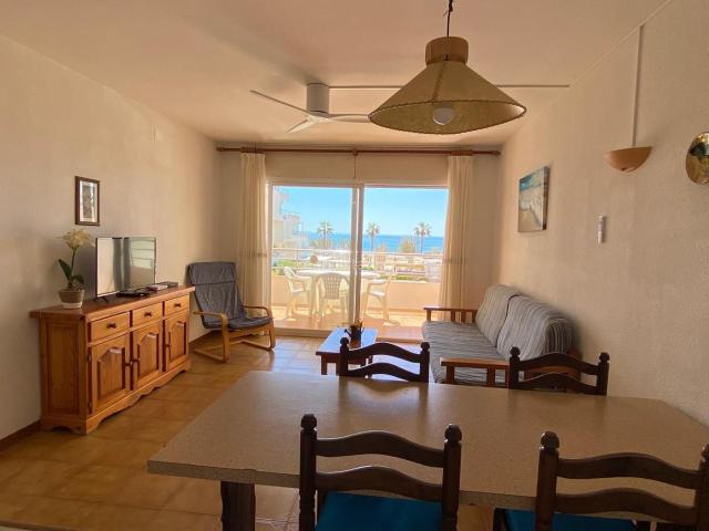 Apartamento en venta en Roses, Santa Margarida Costa Brava. Apartamento en Roses, 1 habitación vistas al mar y licencia turística!. Apartamentos.