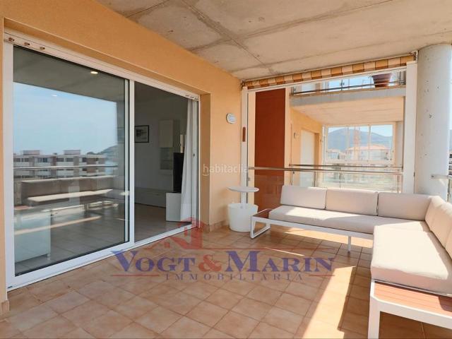 Apartamento en venta en Roses, Salatar Costa Brava. Apartamento con gran terraza y vista al mar en Santa Margarita. Apartamentos.