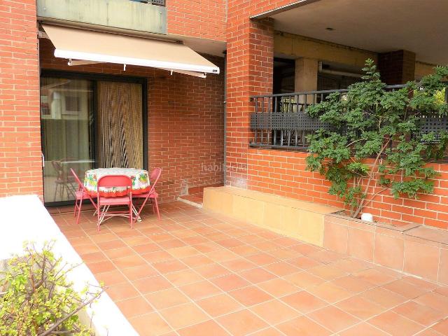 Apartamento en venta en Sant Antoni de Calonge, Sant Antoni Costa Brava. Planta baja con terraza, parking y trastero a 250 m de la playa Sant Antoni de Calonge. Apartamentos Sant Antoni de.