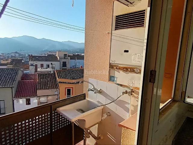 Apartamento en venta en Sant Feliu de Guíxols, Tueda Costa Brava. Piso muy soleado y con fabulosas vistas 3 planta sin ascensor. Apartamentos Sant Feliu de.