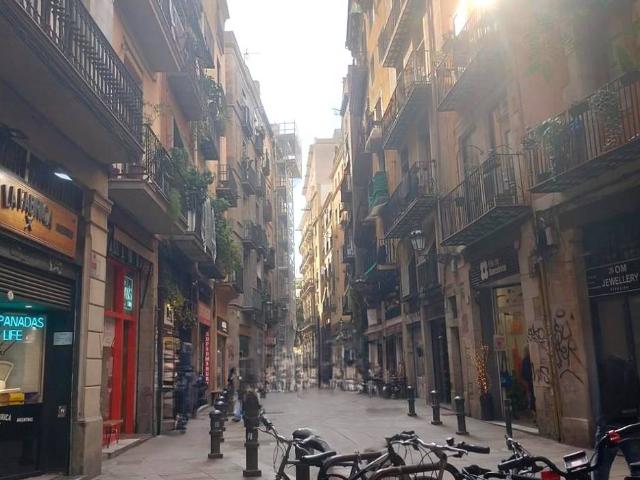 Apartamento en Venta en Sant Pere, Sta. Caterina i la Ribera