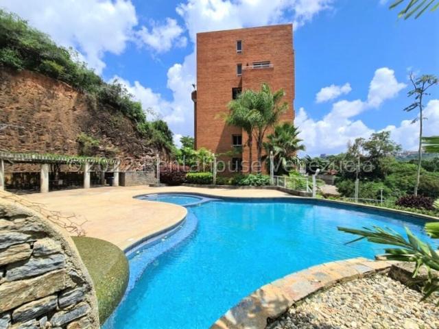 Apartamento en Venta en Santa Fe Sur, Caracas