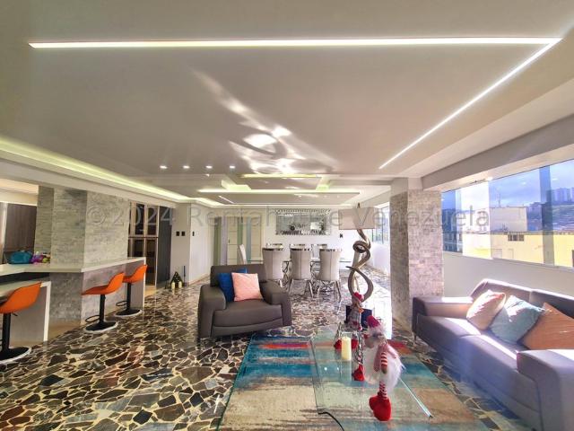 Apartamento en Venta en Santa Fe Sur, Caracas