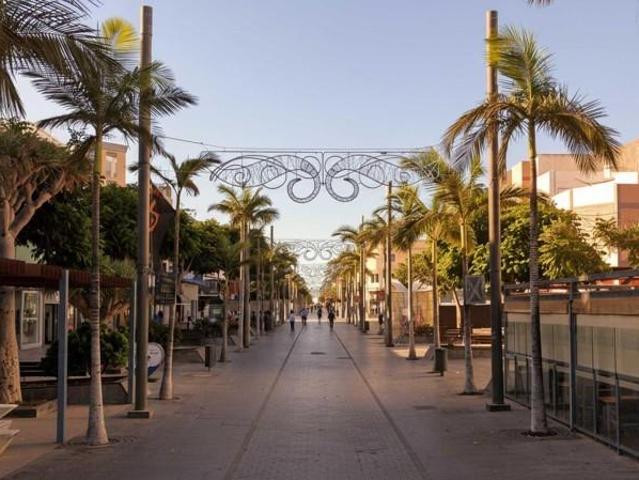 Apartamento en venta en Santa Lucía de Tirajana, Vecindario norte Cruce Sardina
