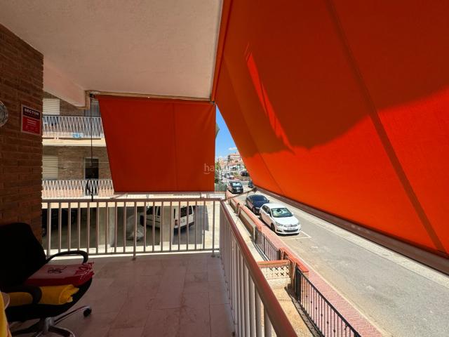 Apartamento en venta en Santa Pola, Gran Playa. Descubre tu nuevo hogar a sólo unos pasos del mar!. Apartamentos Santa.