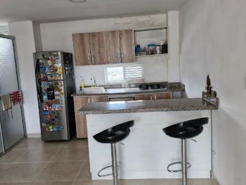 Apartamento En Venta En Santa Rosa De Cabal En Santa Teresita V389785