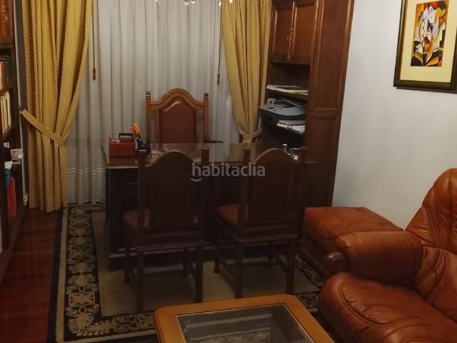 Apartamento en venta en Santiago de Compostela, Ensanche Sar. Piso en venta en Calle da República de El Salvador Ensanche. Apartamentos Santiago de.