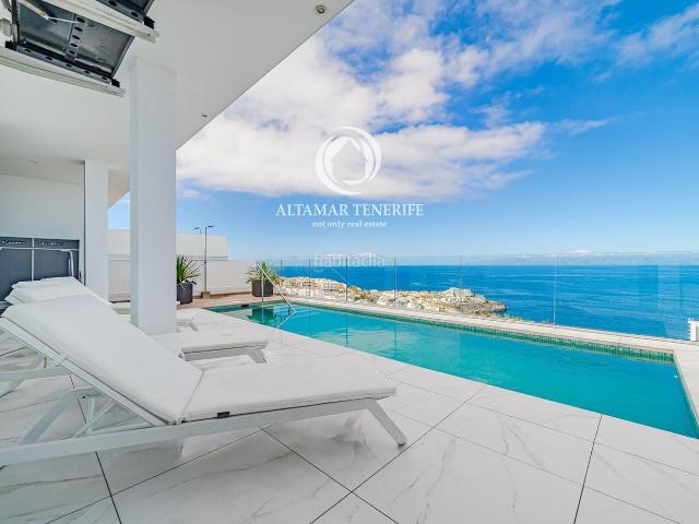 Apartamento en venta en Santiago del Teide, Acantilados de Los Gigantes. Ático de Lujo con Vistas a los Acantilados de Los Gigantes. Apartamentos Santiago del.